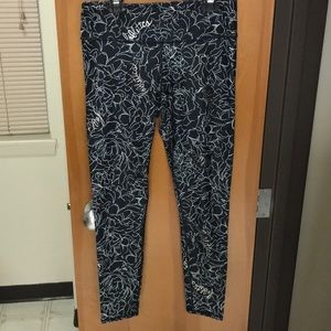 Powerhold leggings (NWOT)